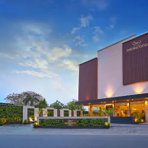 Royale Sarovar Portico Отель